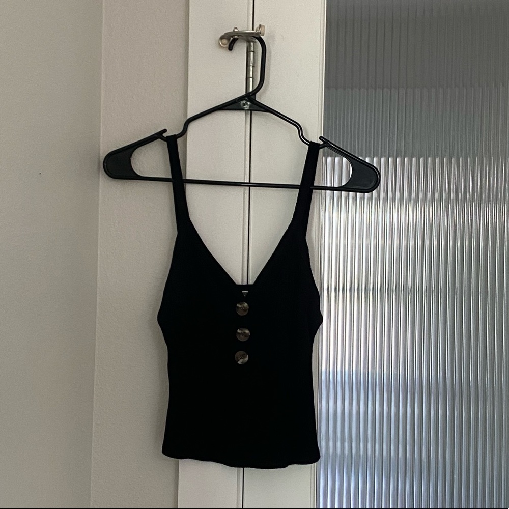BLACK TANK TOP/ CROP TOP WITH BUTTONS